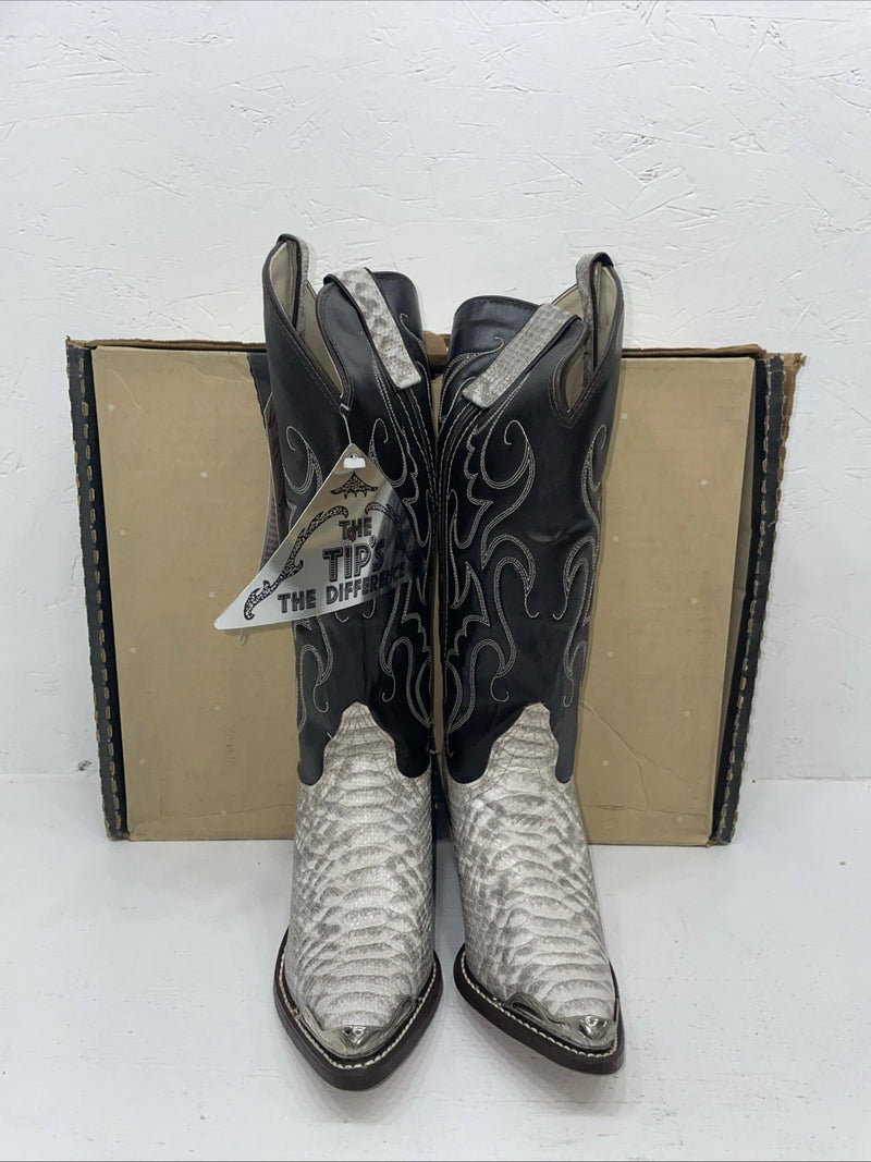 New Women’s Gray Snake Skin Capezio Cowboy Boots. L 421 5 M. 2-39