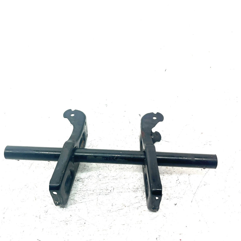 99-00 Polaris Sportsman 335 OEM Rear Swaybar Support 1541322-067 AP249