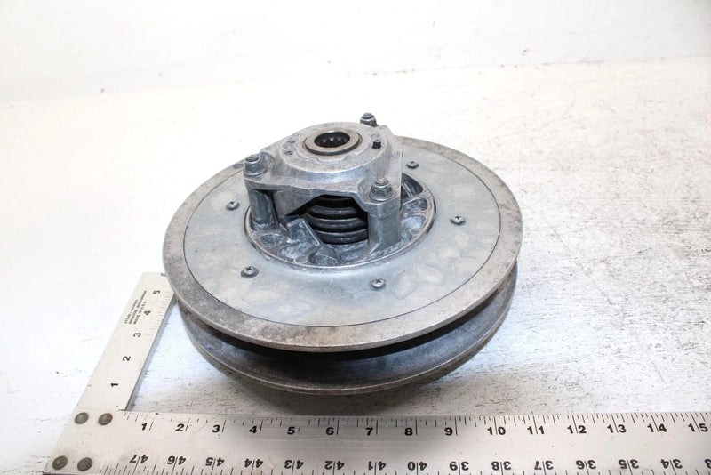 1996 Yamaha Vmax 600 Oem Secondary Fixed Clutch 8CM-17660-10-00 SY29