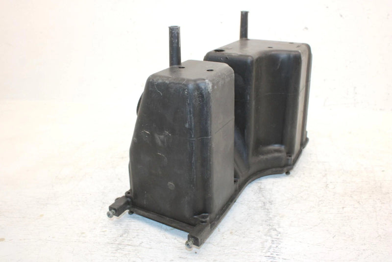 1997 Yamaha Vmax Sx 700 Triple Oem Airbox Base  8CH-14441-01-00 SY10