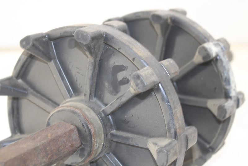 95 Polaris Indy Lite Oem Drive Cog Axle 1590252 SP166