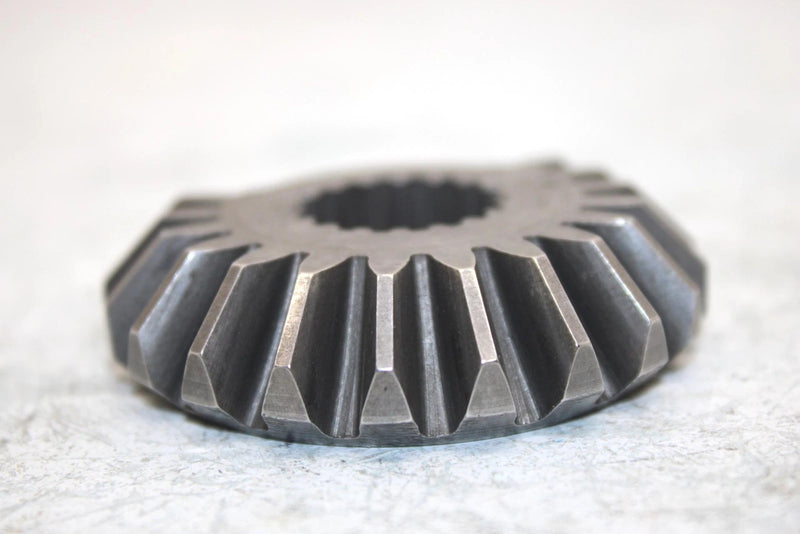 86 Suzuki Lt230s Oem Small Kickstart Bevel Gear 26246-22A01 AS20