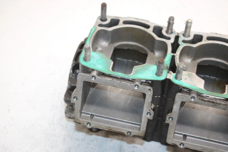 2002 Polaris Virage Oem Crankcase 2201562 JP32