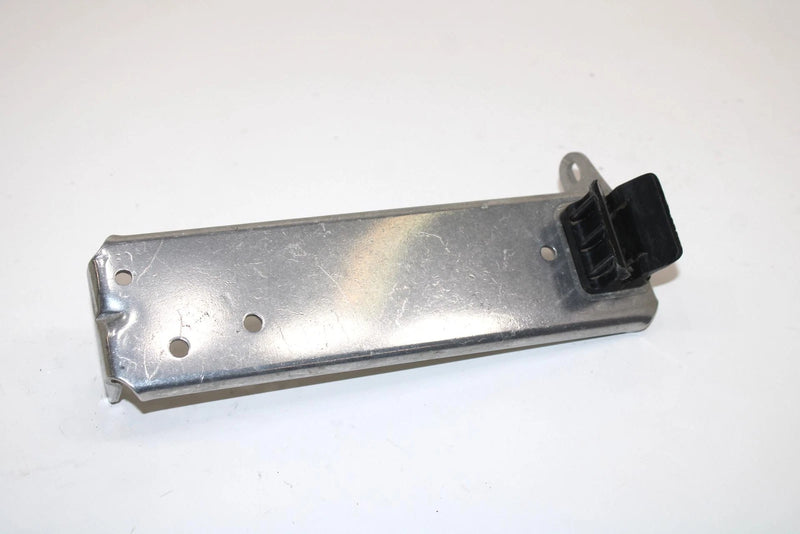 1978 Yamaha Exciter 440 Oem Upper Right Foot Well Bracket 8A5-23884-00-00 SY122