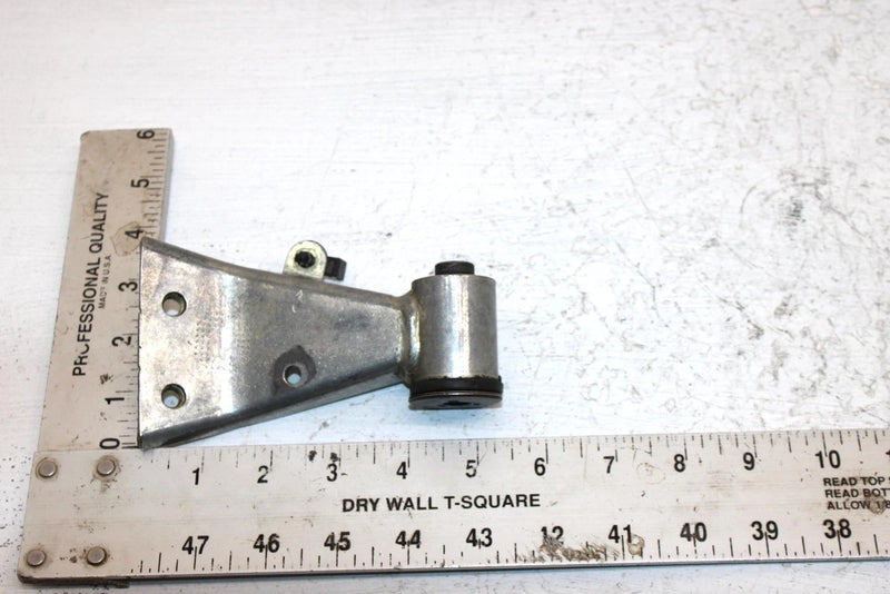2004 Yamaha  Bruin 350 Oem Upper Engine Mount 5UH-F1315-01-00 AY24