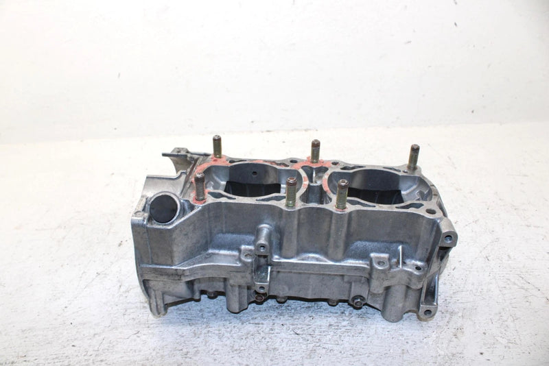 2000 Polaris Classic Touring Oem Crankcase W/Studs 3086832 SP54
