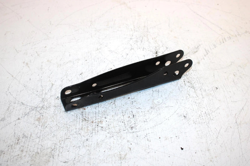 2004 Honda Fourtrax Rincon Oem Footpeg Bracket 50611-HN8-000 AH2