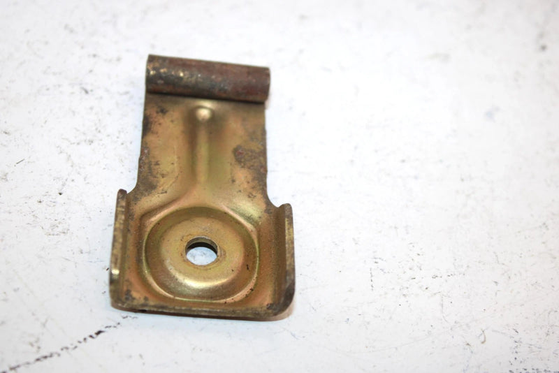 01 Polaris Rmk 800 Sp Oem Lower Hinge Plate 1820929-070 Q1902