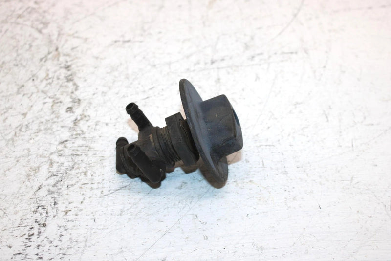 2002 Polaris Sportsman 700 Oem 3 Way Fuel Petcock 7052161 AP184
