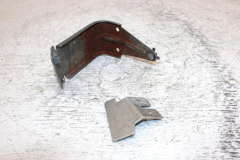1997 Polaris Indy 500 Oem Right Side Panel Bracket 5240995 SP20