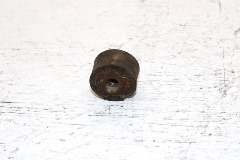 2002 Polaris Magnum 325 Oem Coolant Rubber Mount Set Of 3 5411548 AP185
