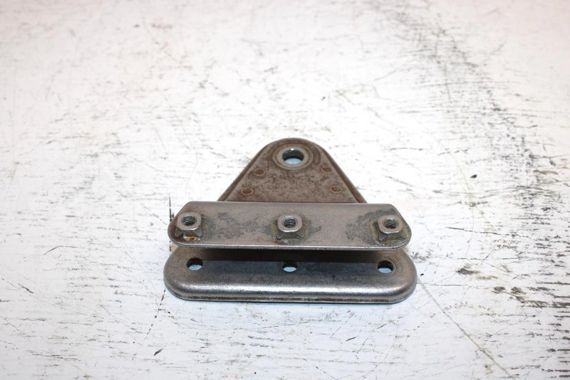 1989 Yamaha Inviter Oem Torque Arm Mount Bracket 81E-47416-00-00 SY17