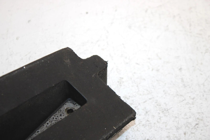 1987 Kawasaki 650 Sx Oem Waterbox Left Dampner 92075-3763 JK7