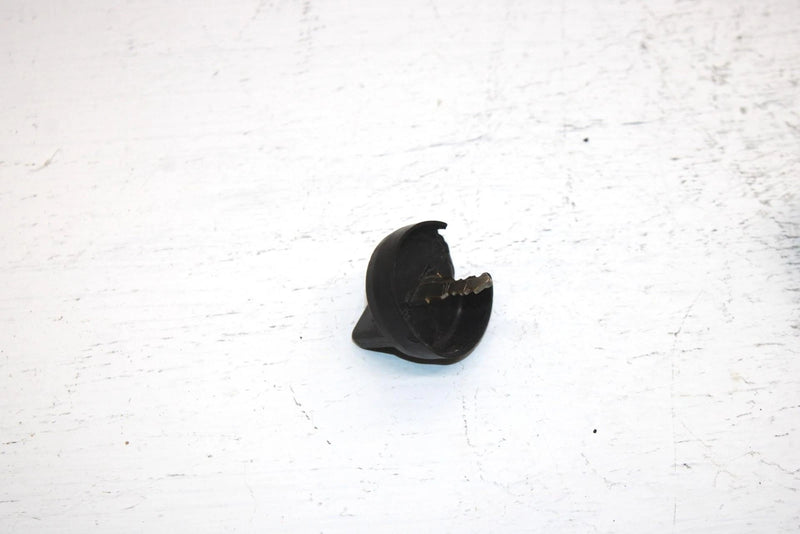 1986 Yamaha  Moto 4 Oem Ignition Key Switch 2FH-82510-09-00 AY7