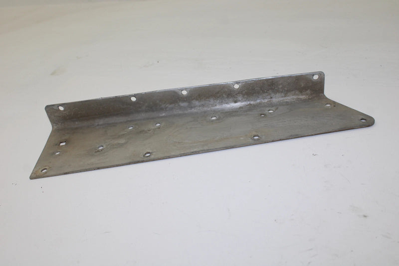 98 POLARIS TRAIL OEM RIGHT LOWER REAR TUNNEL SUPPORT 5242103 SP114