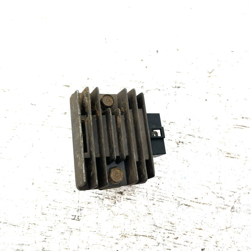88-95 Kawasaki Bayou 220 OEM Voltage Regulator 21066-1052 AK36