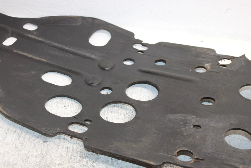 2001 Polaris Magnum 325 Oem Center Skid Plate 5435005 5433435 AP30