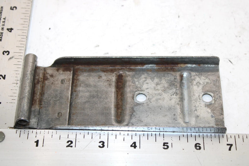 1979 Yamaha Et250c Oem Front Belt Cover Mount Bracket 8G5-77315-00-00 SY61