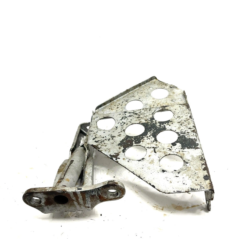 1990 Yamaha Moto 4 OEM Left Footrest  3GH-27411-00-00 AY51