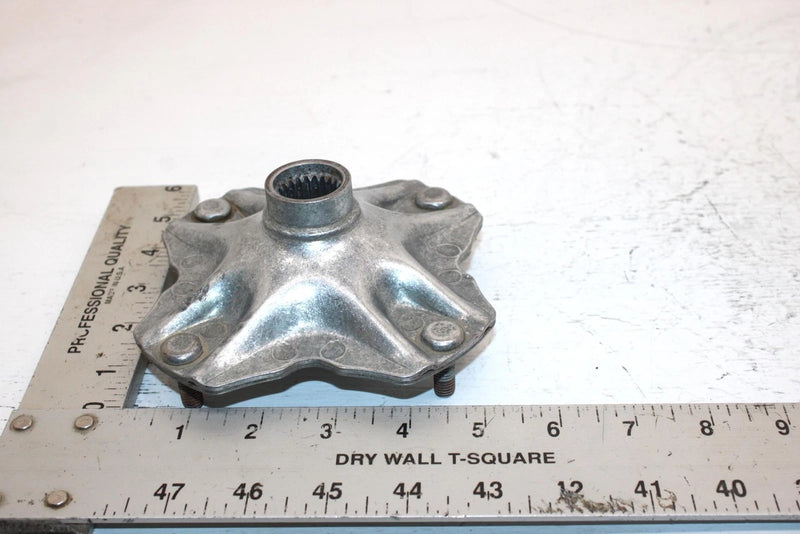 1985 Honda Atc 110 Oem Rear Wheel Hub 42410-958-671 AH68