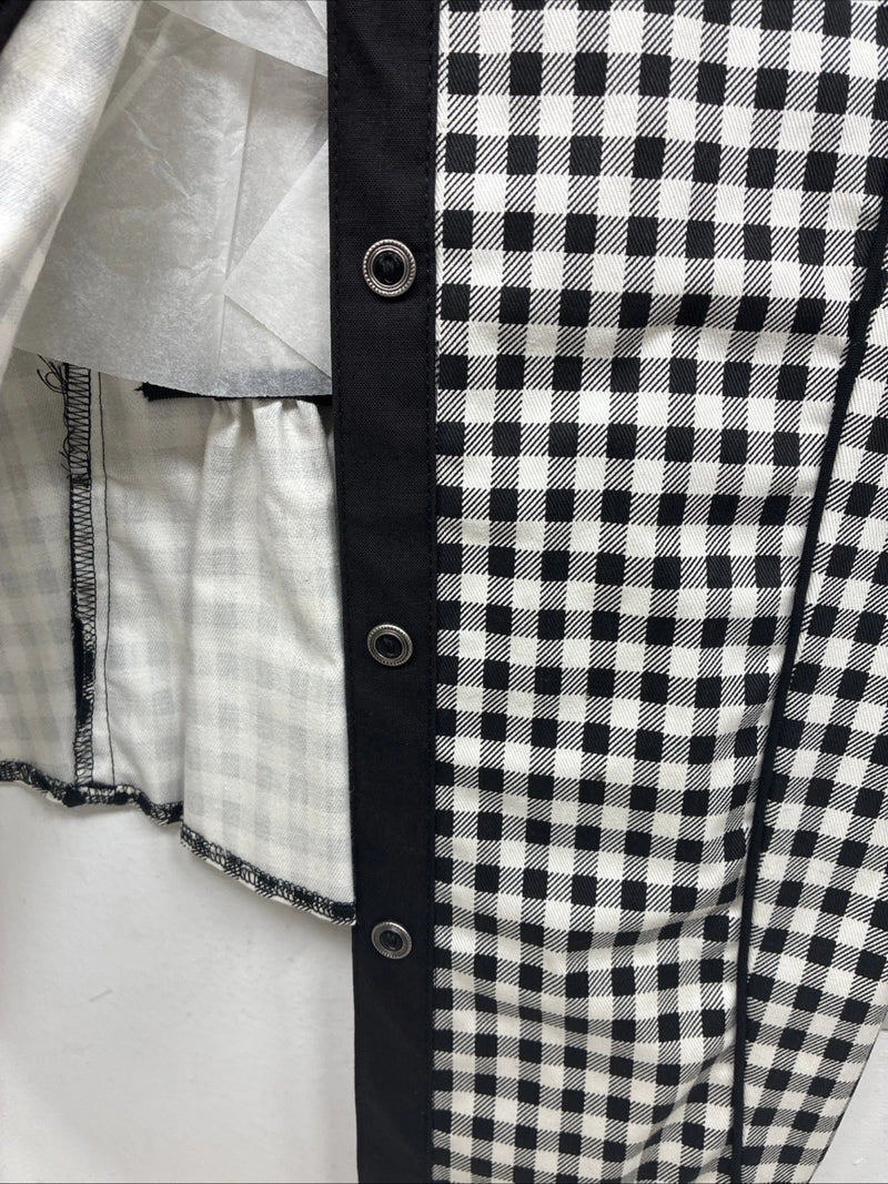 New Women’s Cowboy Threads Black White Design Sleeveless Button Up Medium YY-88