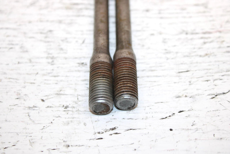 1989 Polaris 650 Oem Stud Bolt Pair 3083785 SP43