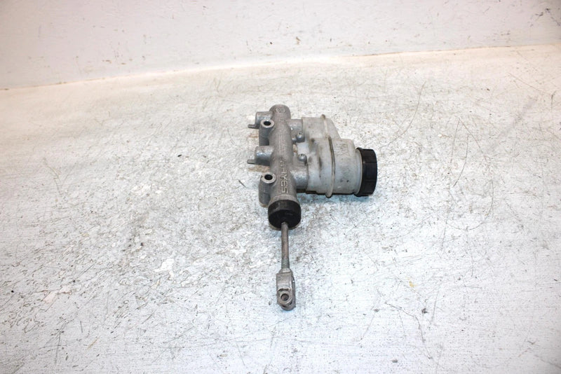 2019 Polaris Ranger 900 Xp Oem Brake Master Cylinder 1912463 XP6