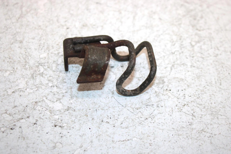 1997 Suzuki King Quad 300 4x4 Oem Lower Brake Line Clamp 59270-39D00 AS11