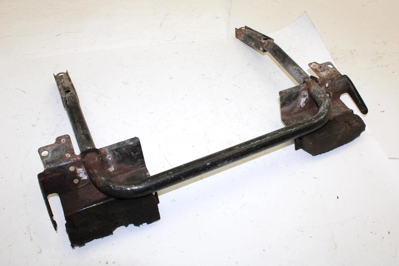 1988 Yamaha Exciter Oem Front Bumper Bracket 84M-77512-01-00 SY120