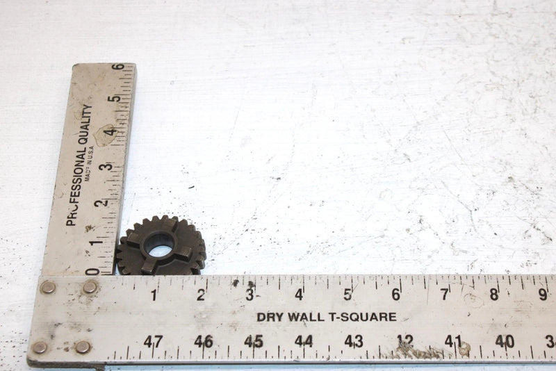 1986 Yamaha  Moto 4 200 Oem 25T 4th Pinion Gear 59V-17141-00-00 AY1