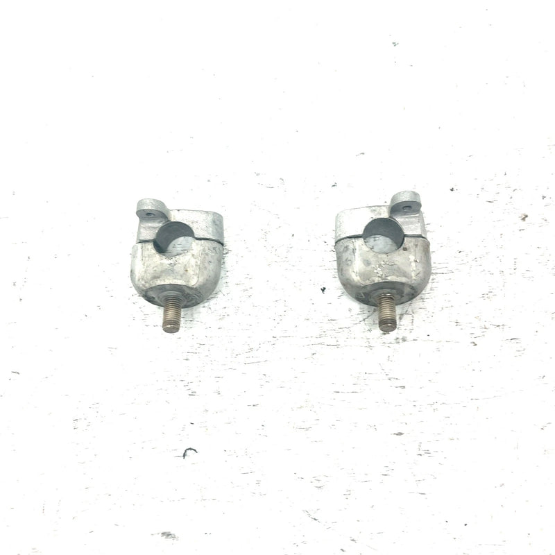 02 Honda Rancher 350 TRX350FM 4x4 S OEM Handlebar Clamp Set 53121-HC3-000 AH84
