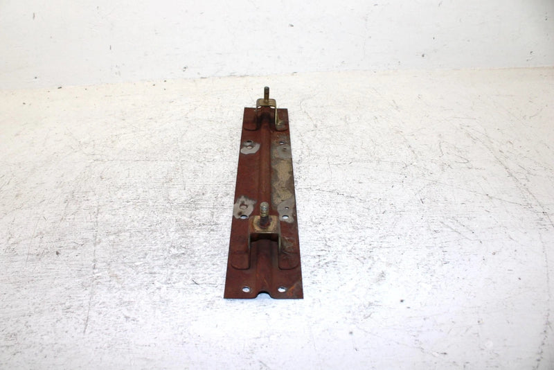 1995 Yamaha Vmax 500 Oem gas Tank Bracket 89A-21911-20-00 SY34