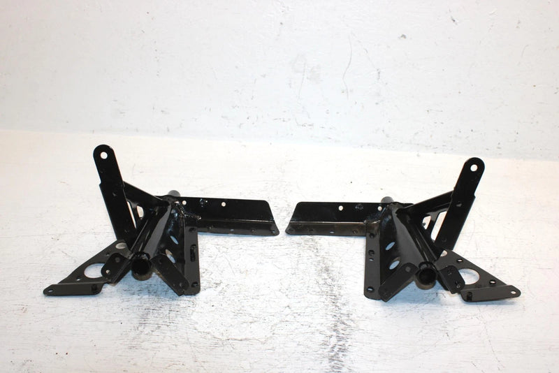 2001 Ski-doo Mxz 600 Oem Trailing Arm Mount Set 518320506 518320507 SS4