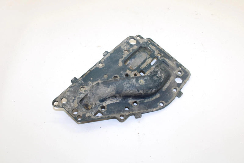 1988 Yamaha Waverunner 500 Oem Crankcase Inner Exhaust Cover 689-41111-00-1S JY5