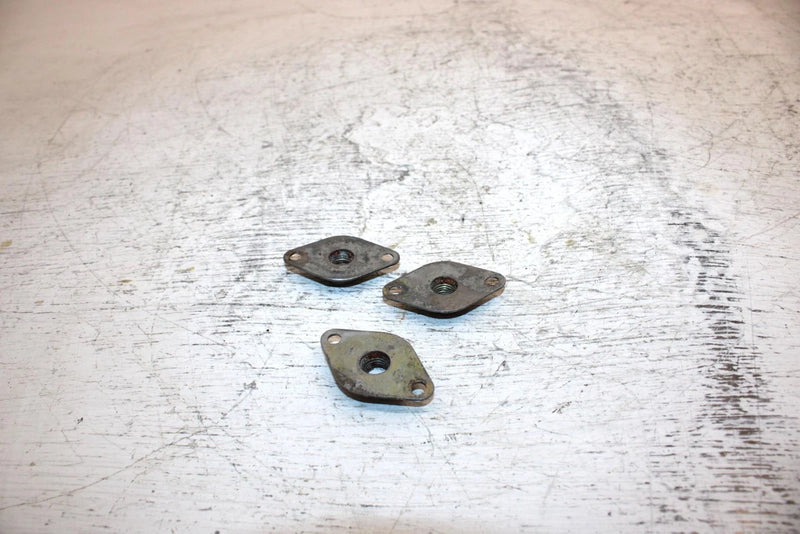 97 Yamaha Vmax700 Triple Oem Chain Housing Bracket Set Of 3 8CR-21939-00-00 SY10