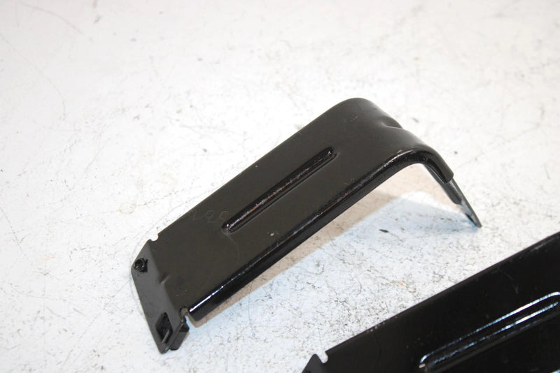 94 Polaris 440 L/c Oem Side Panel Bracket Set 222898-067 5222897-067 SP53