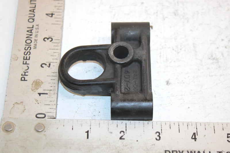 1998 Yamaha Waverunner Gp800 Oem Exhaust Bracket 66E-14771-00-94 JY9