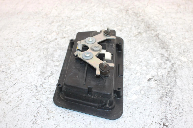2015 Polaris Ranger 570 Eps Oem Tailgate Latch 7081820 XP5