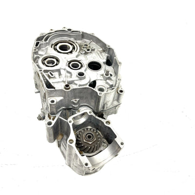 1986 Yamaha Moto 4 OEM Crankcase 99999-01725-00 AY66