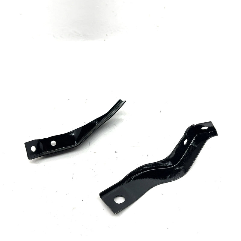 1983 Suzuki ALT125 OEM Front Fender Bracket Set 53243-18901 AS29
