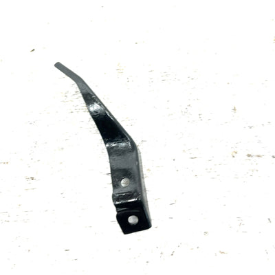 84-87 Suzuki Quadrunner 185 OEM Front Right Fender Bracket 53213-18901 AS33