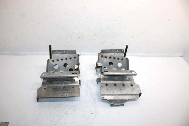 93 Polaris 500 Efi Oem Footrest Set 1011891 1011890 SP25