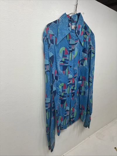 New Women’s Tem Tex Multicolor Design Long Sleeve Pearl Snap Size 32 MM-60
