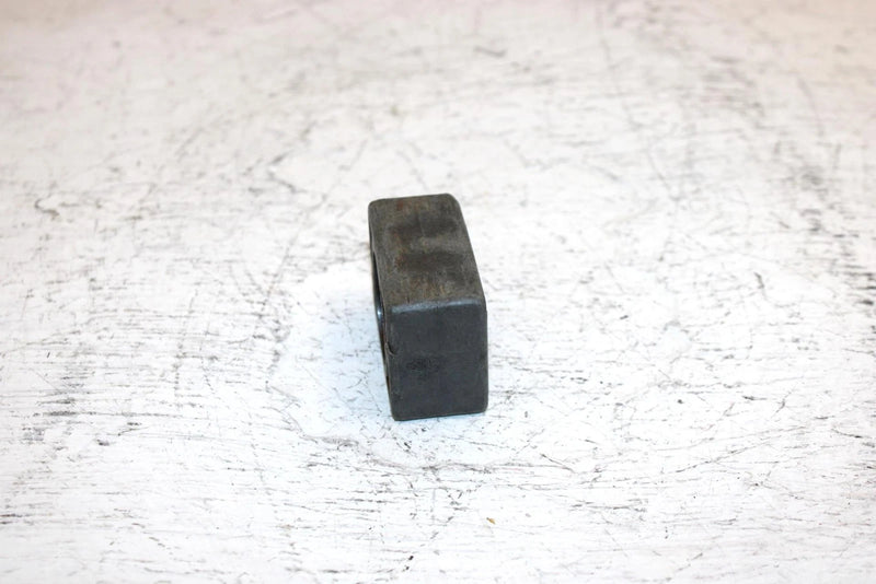 2001 Ski-doo Mxz 600 Oem Sway Bar Block 505070121 SS4