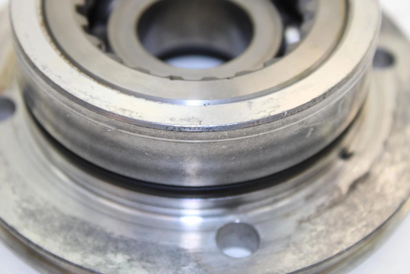 1988 Yamaha  Moto 4 Oem Middle Gear Bearing Housing 2HT-W1752-00-00 AY31