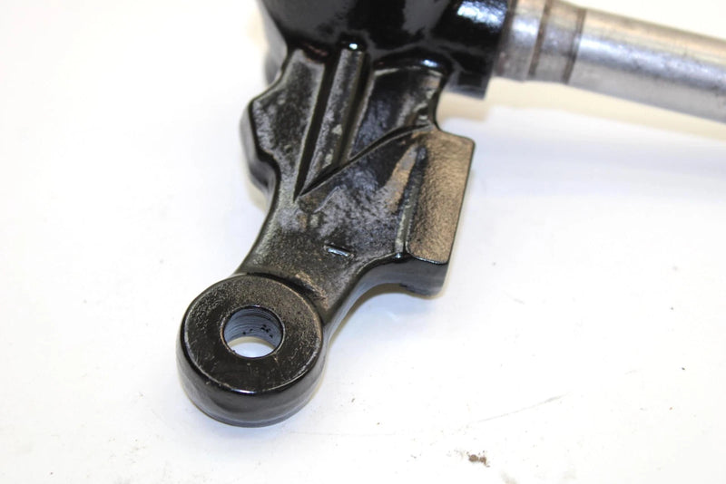 1988 Yamaha  Moto 4 Oem Left Steering Knuckle 59V-23501-01-00 AY31