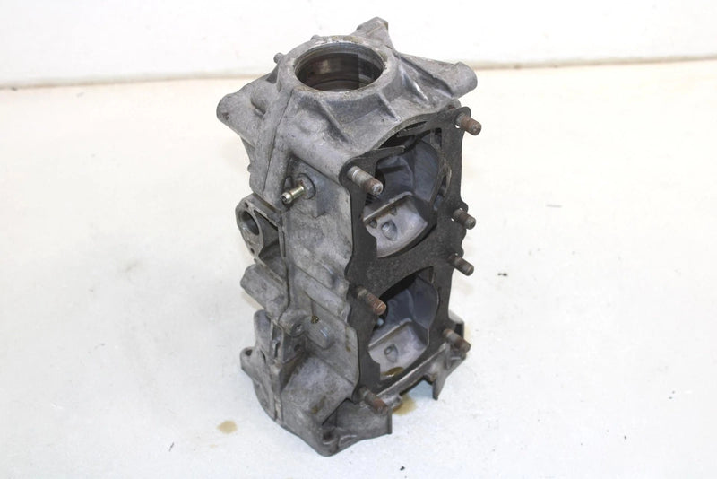 89 Polaris 400 Oem Engine Block Crankcase 3083793 SP189