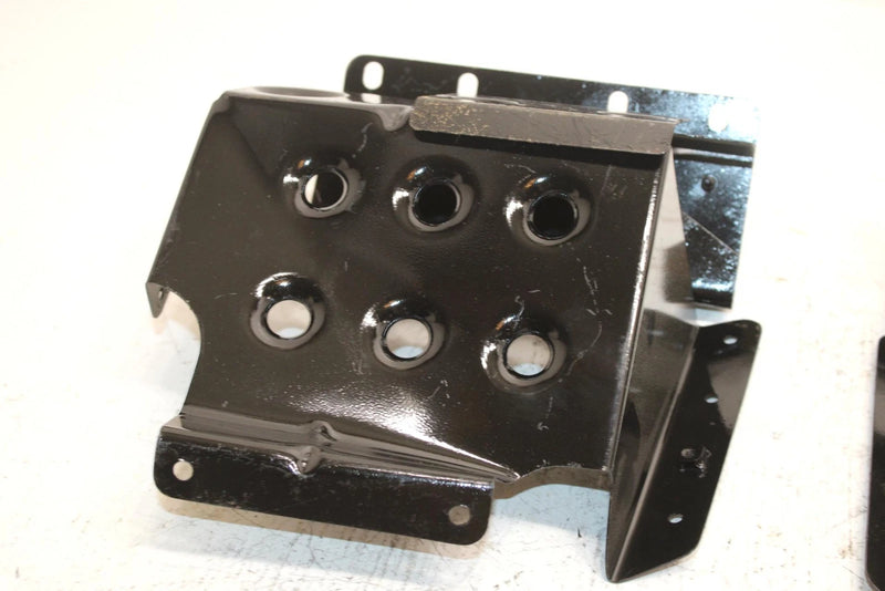 88 Yamaha Excel Iii Oem Footrest Set 84H-21910-01-00 SY12