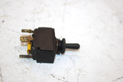 97 Arctic Cat Jag 440 Deluxe Oem Toggle Switch 0609-187 Q1938