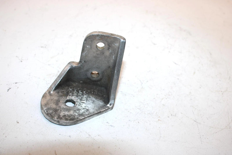 96 Arctic Cat Zrt 600 Oem Rear Motor Mount Bracket 0708-025 Q2197